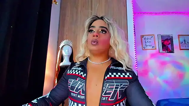 Amber_bigdick22 webcam