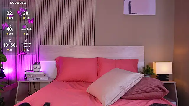 aprilqueenie - Aprilqueenie's free webcam