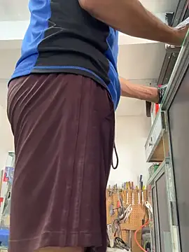 paul22cm- - Paul22cm-'s free webcam - UK Sex Cams