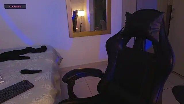 tana_luux - Tana_luux's free webcam - UK Sex Cams