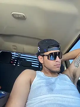 StrokingDaddy4 live sex cam