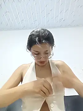 ary-18 - Ary-18's free webcam - UK Sex Cams