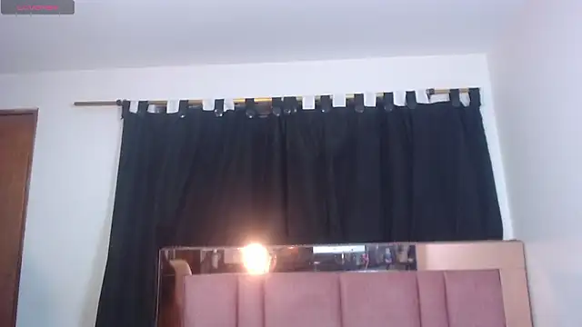 saraymoon - Saraymoon's free webcam - UK Sex Cams