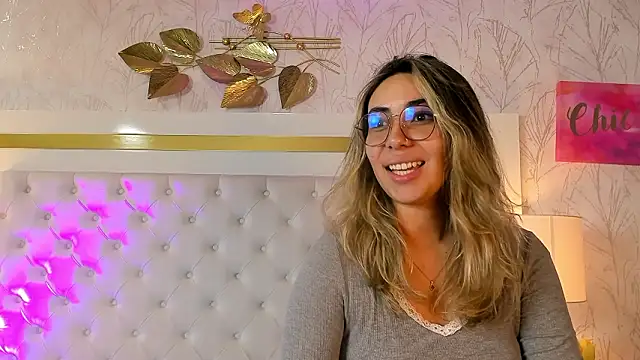 eimyblake - EimyBlake's free webcam - UK Sex Cams