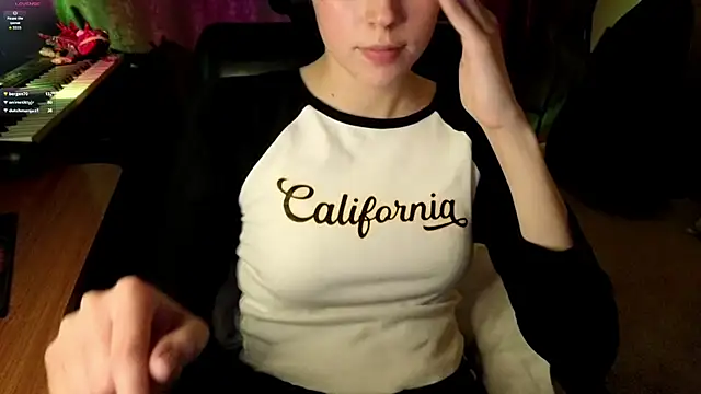 cutieanny - CutieAnny's free webcam - UK Sex Cams