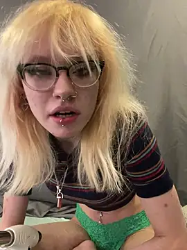 simplyobsessedwher - Simplyobsessedwher's free webcam - UK Sex Cams