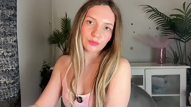 cute_cake - Cute_cake's free webcam - UK Sex Cams