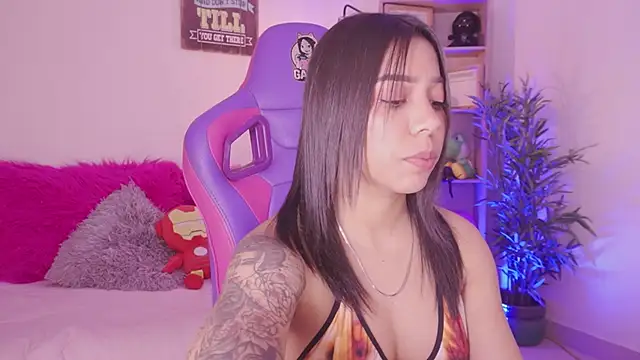 Live solo webcam of madelyn_rose_