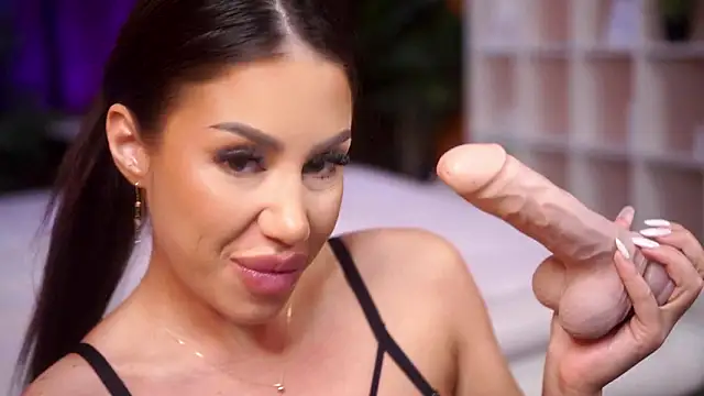 nude live webcam CataleyaSyrene