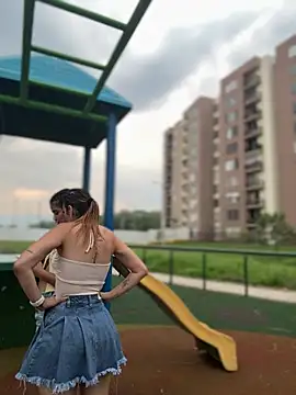 kaily_sweet16 (F teen) - Silence, I'm at work, fuck me Bathroom