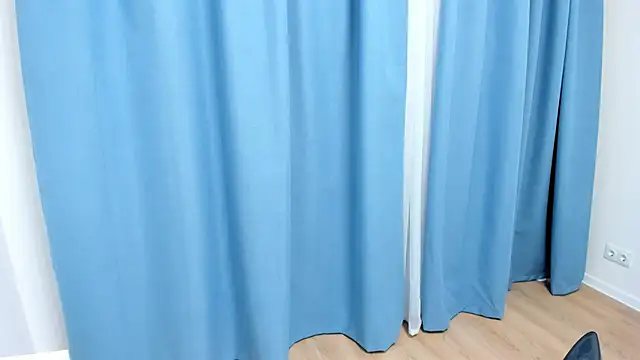 bessiebeahn - BessieBeahn's free webcam - UK Sex Cams