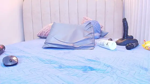 kata_hazel live cam profile