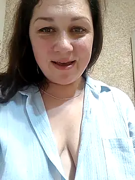 susan8421 - Susan8421's free webcam