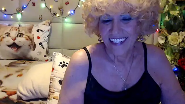 happywomanon - HappyWomanOn's free webcam