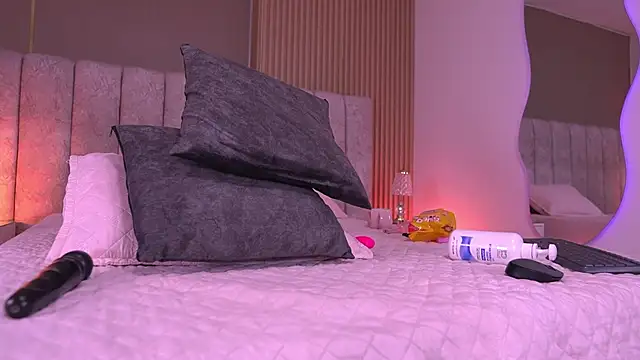 sam_lewins live sex cam