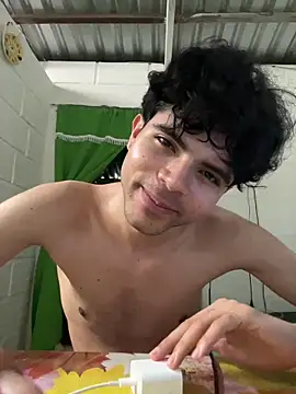 axel-mejia (M young) - Hard Dick+ Masturbation 3 minutes