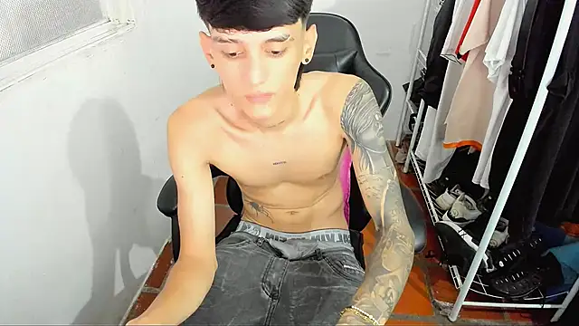 boy-767 (M young) - show cum