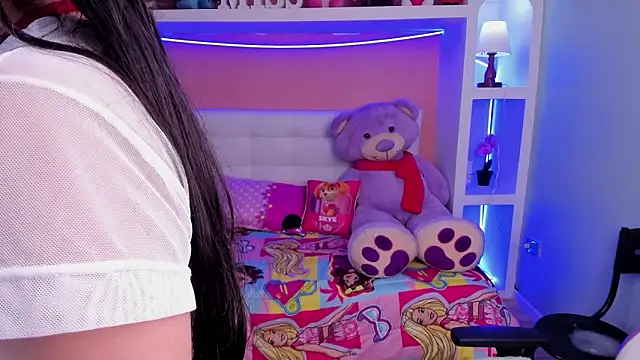 miss_loolita - Miss_loolita's free webcam - UK Sex Cams