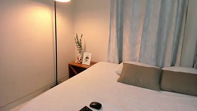 sweet_aura31 (F teen) - undress teasing, my peincess