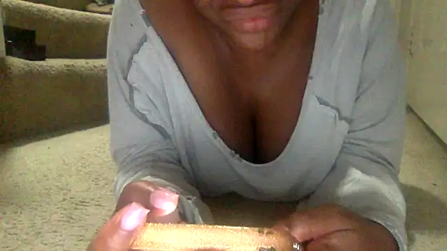 icedcoffeex (F young) - topless