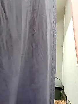 johanna9moi02 - JOHANNA9MOI02's free webcam - UK Sex Cams