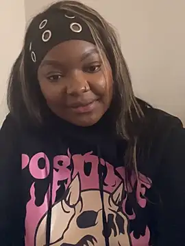 Webcam Model (Fxncymuse)  is live.Free join now!