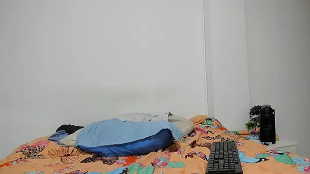 enzzo_rossi (M young) - make me moan