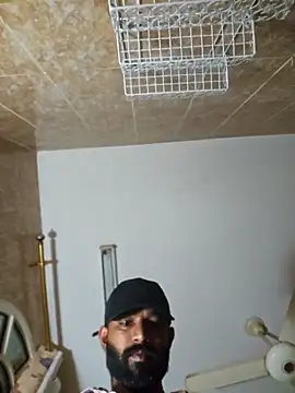 Bigkannan live sex cam