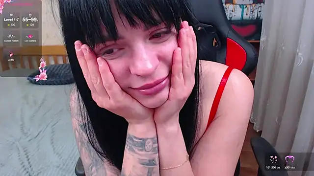 juicyjess - JuicyJess's free webcam