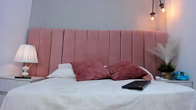 VictoriaCeleste live sex cam