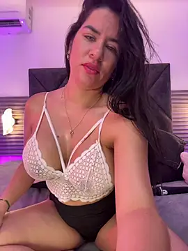 zafira_alabi - Zafira_Alabi's free webcam - UK Sex Cams