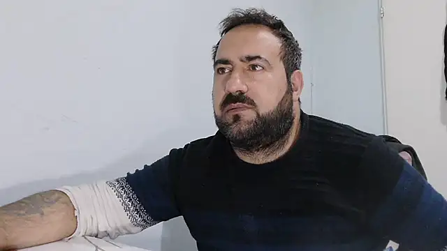 mio_jaks - Mio_jaks's free webcam - UK Sex Cams