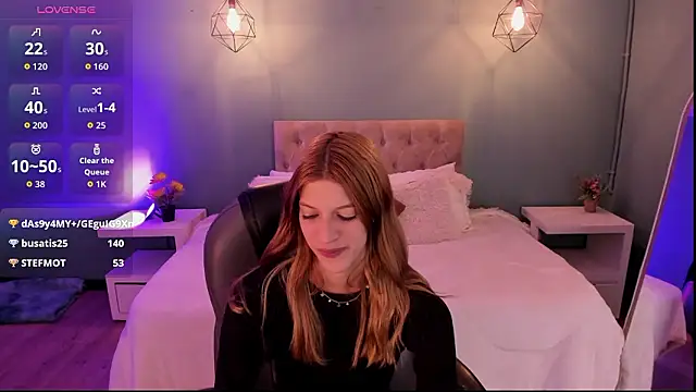 Nora_Vennucci live sex cam