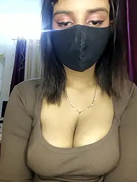 Webcam Model (Zaayaa_2) is live