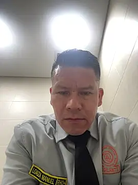 manu0586 (Ask my age) - Hago lo que digan ❤😈😋😋😍😍