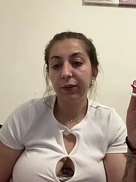 Webcam Model (dalia0710)  is live.Free join now!