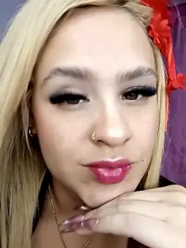 Live solo webcam of jimenadelaoz