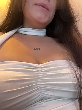 Antonella_Julieta webcam