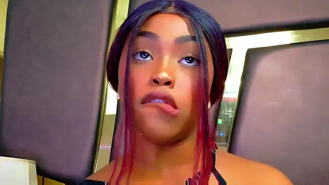 tianahglow - TianahGlow's free webcam - UK Sex Cams