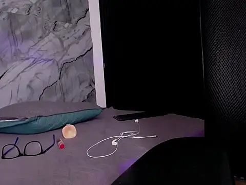 lenna_stanford - Lenna_Stanford's free webcam - UK Sex Cams