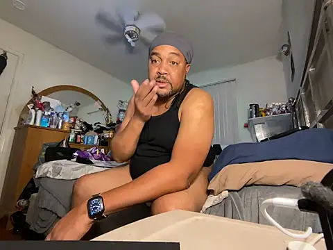 venturemann (M mature) - Spank my balls 3 times