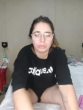 soyanahii - Soyanahii's free webcam - UK Sex Cams