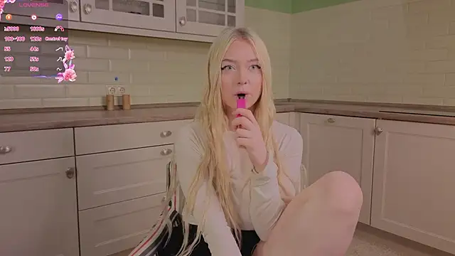 christinbland - ChristinBland's free webcam - UK Sex Cams