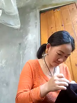 gio-thu - Gio-thu's free webcam - UK Sex Cams