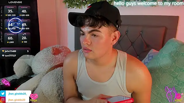 kamii_22 - Kamii_22's free webcam - UK Sex Cams