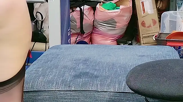 wifenheels live sex cam