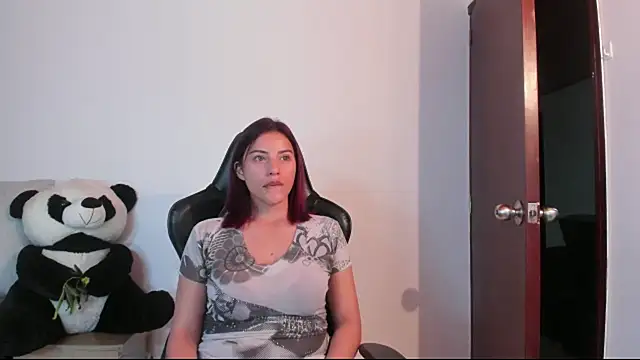 Arenne_rouse live sex cam