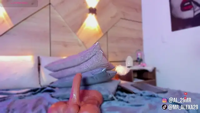 sussan_fox_ (F teen) - TIME DOMI IN MY PUSSY + SQUIRT