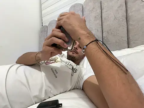 Preview of velvet_man