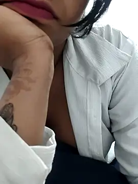 Webcam Model (Billo_Rani_) is live